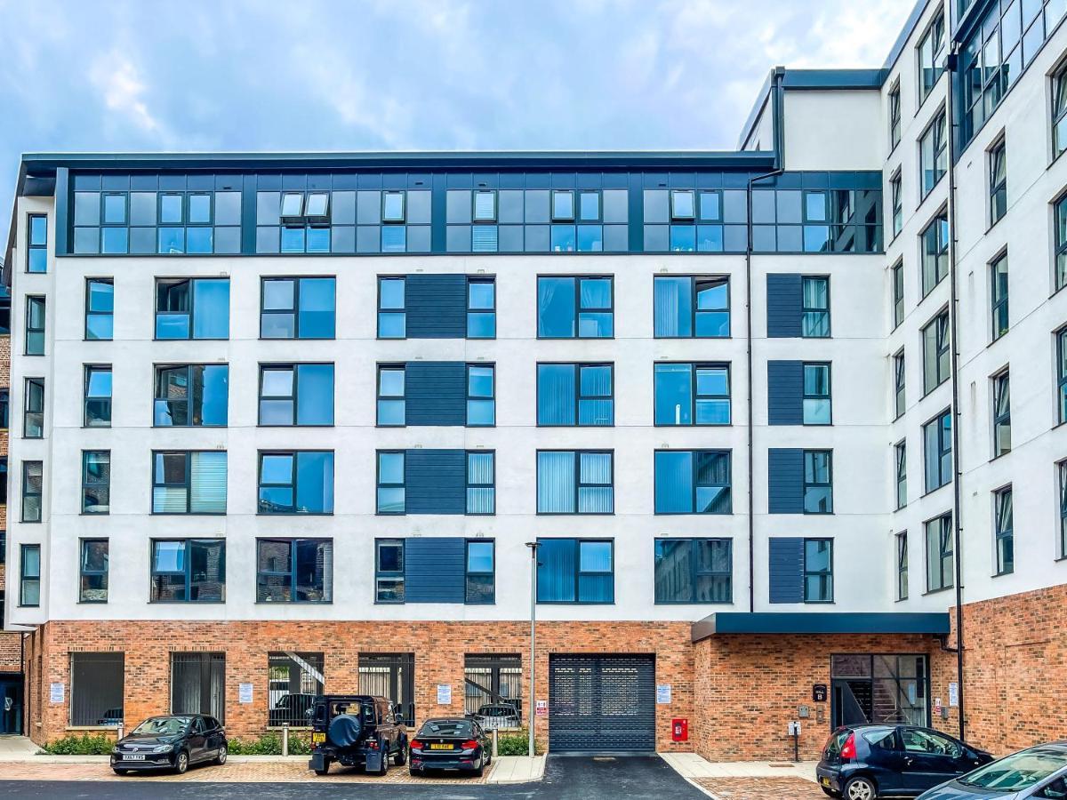 ✰Onpoint - Modern 2 Bed Apartment Close To Centre✰ Leeds  Bagian luar foto