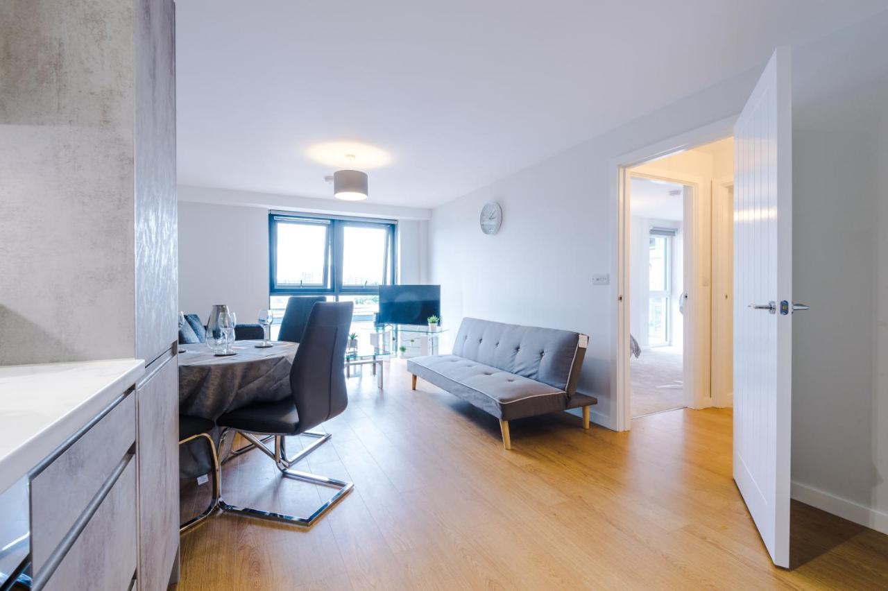 ✰Onpoint - Modern 2 Bed Apartment Close To Centre✰ Leeds  Bagian luar foto