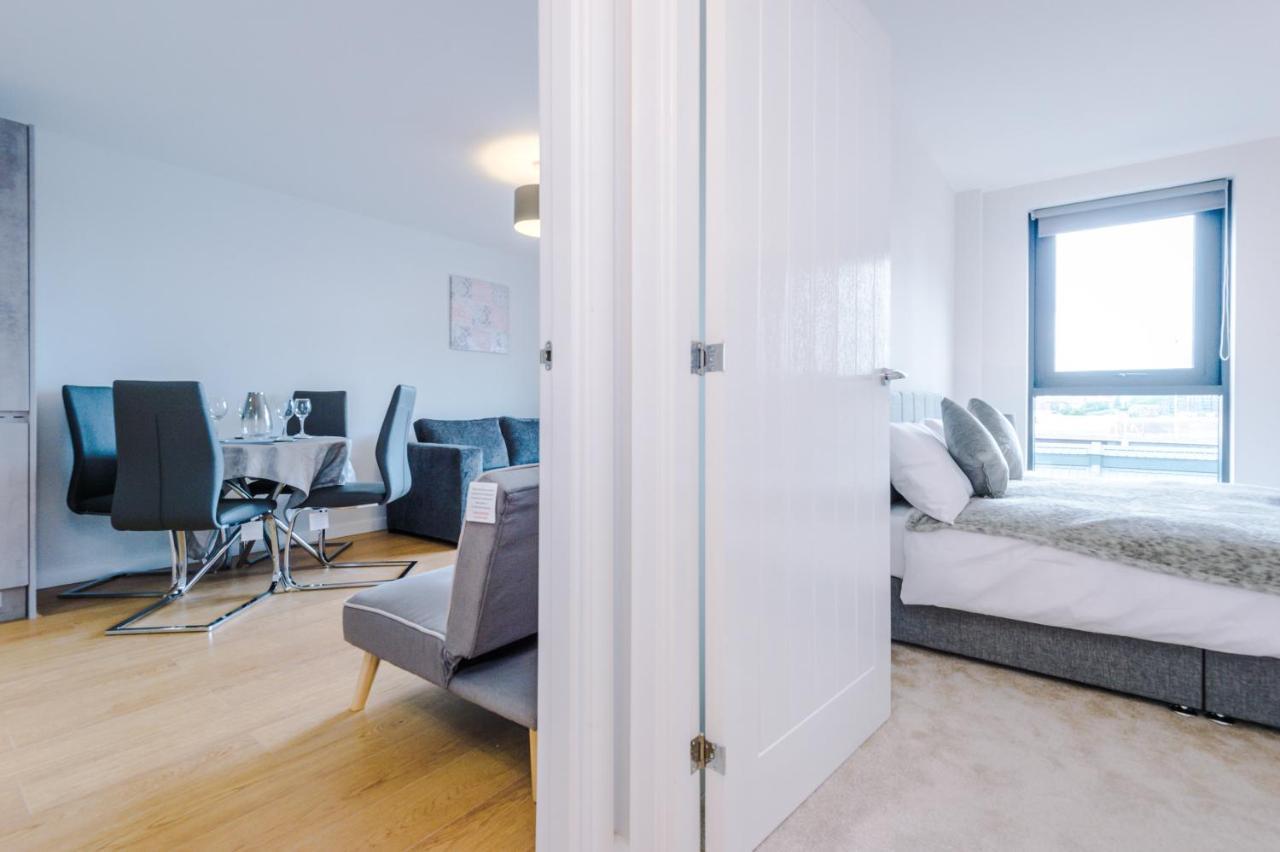 ✰Onpoint - Modern 2 Bed Apartment Close To Centre✰ Leeds  Bagian luar foto