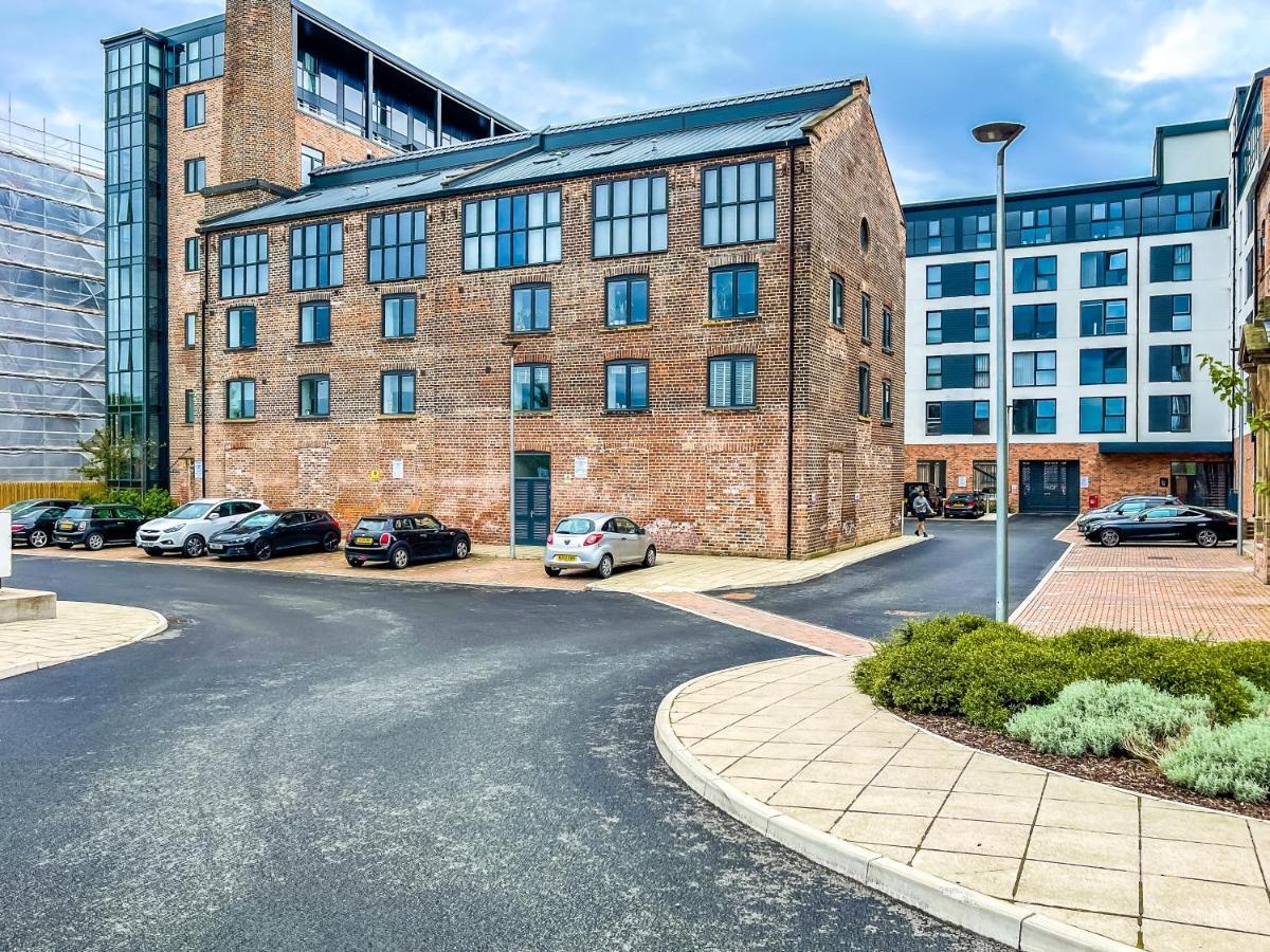 ✰Onpoint - Modern 2 Bed Apartment Close To Centre✰ Leeds  Bagian luar foto