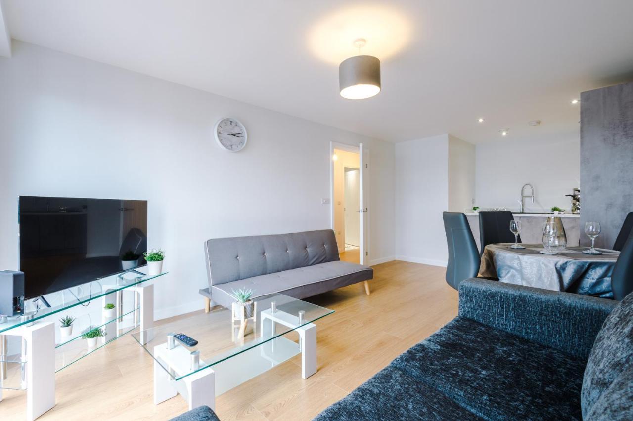 ✰Onpoint - Modern 2 Bed Apartment Close To Centre✰ Leeds  Bagian luar foto