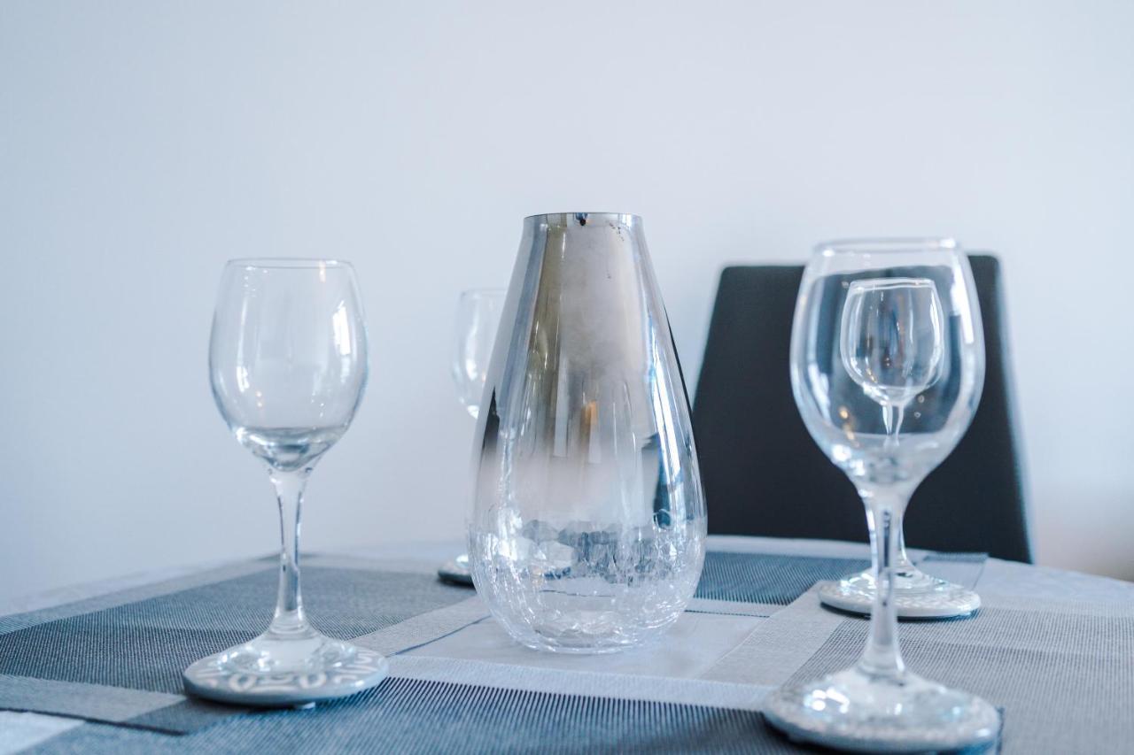 ✰Onpoint - Modern 2 Bed Apartment Close To Centre✰ Leeds  Bagian luar foto
