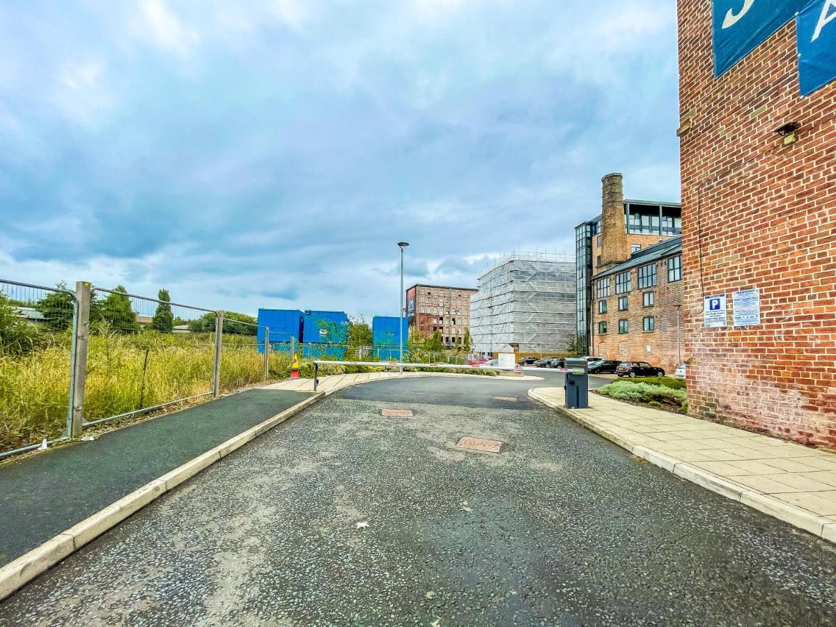 ✰Onpoint - Modern 2 Bed Apartment Close To Centre✰ Leeds  Bagian luar foto