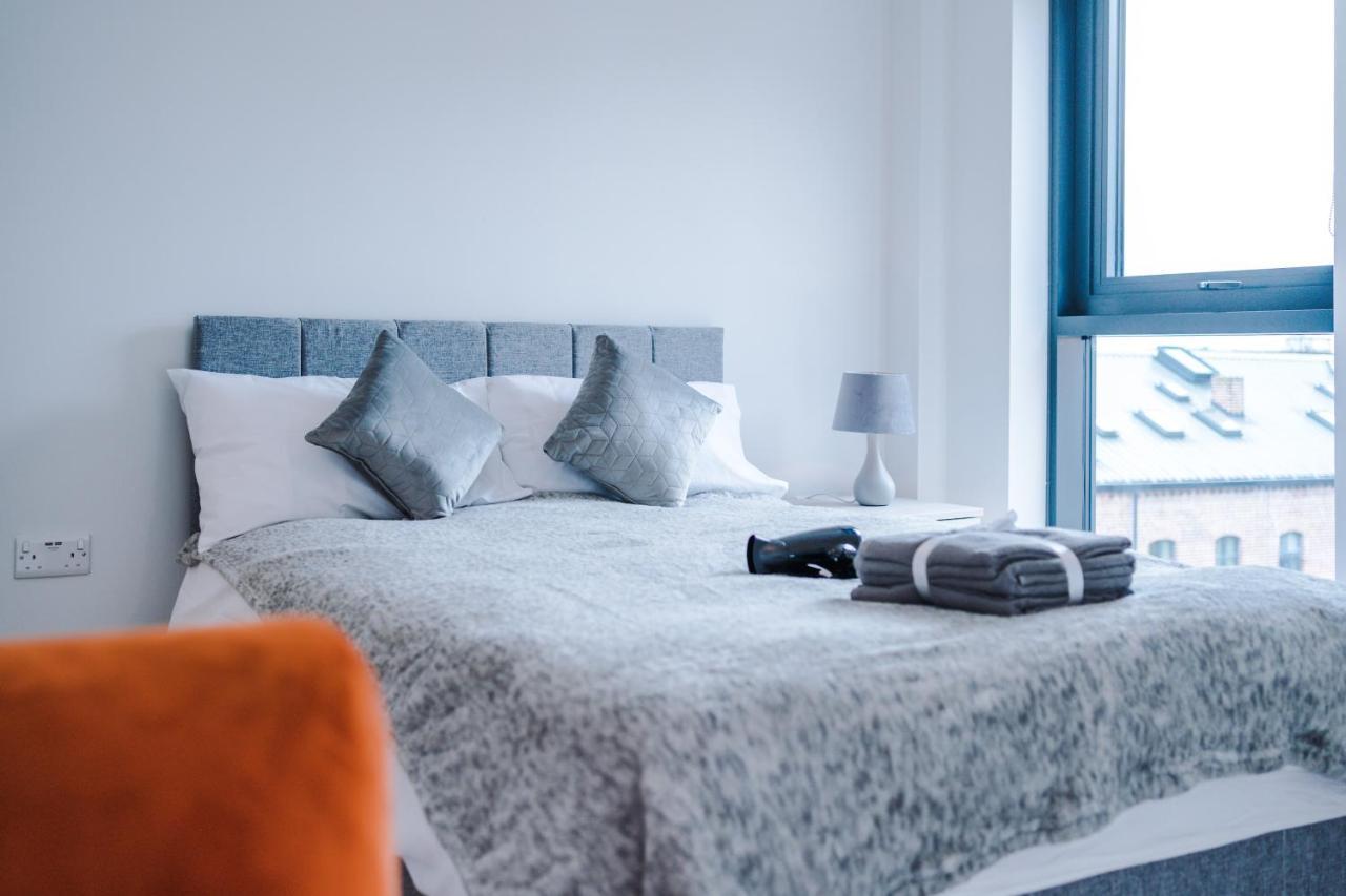 ✰Onpoint - Modern 2 Bed Apartment Close To Centre✰ Leeds  Bagian luar foto